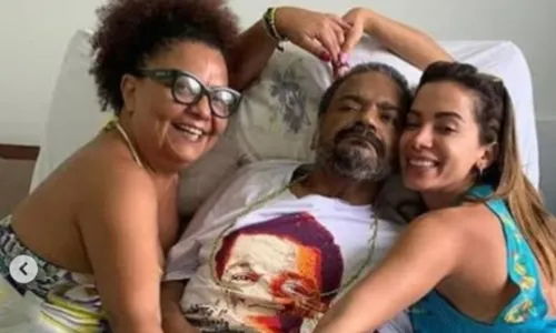   					Anitta faz despedida emocionante após morte de Arlindo Cruz; leia  				  				