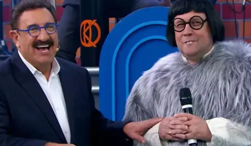 
				
					Apresentador do SBT é alvo de processo por homofobia
				
				
