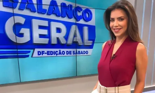 
				
					Apresentadora pede demissão da Record para trabalhar como coach
				
				