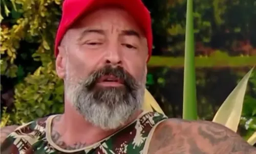 
					Ator de 'A Praça é Nossa' é condenado por abusar sexualmente da filha
				
				