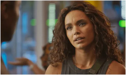 
				
					Atriz de 'Dona de Mim' revela ter sido estuprada por ex-colega: 'Medo'
				
				