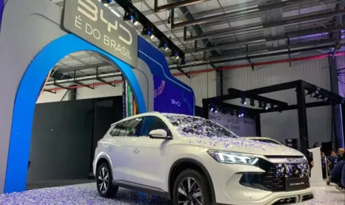 
				
					BYD oferece mais de 500 vagas de emprego em nova fábrica
				
				