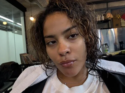 
					Bella Campos faz mistério para apresentar novidade após Vale Tudo
				
				