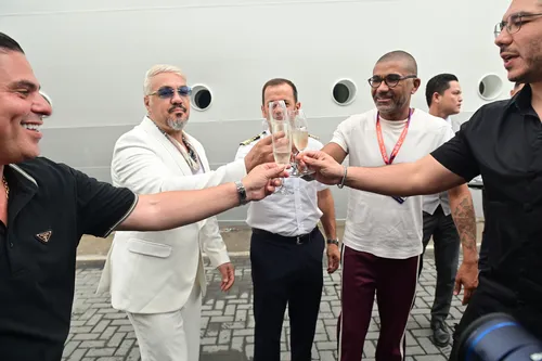 
					Belo 'ignora' Misael e surge com visual completamente diferente
				
				