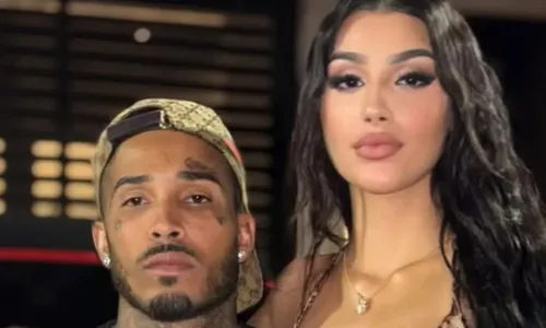   					Bia Miranda expõe momento íntimo com Gato Preto na Bahia  				  				