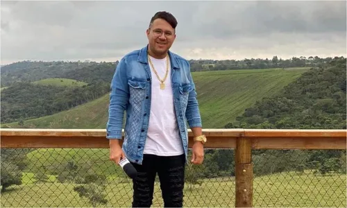 
					Blogueiro é preso suspeito de extorsão de menor de idade na Bahia
				
				
