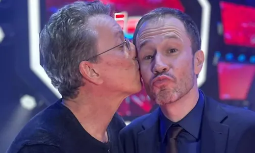 
					Boninho se emociona ao retomar trabalho com Tiago Leifert: 'Especial'
				
				