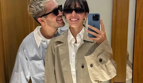   					Bruna Marquezine e João Guilherme agitam a web após flagra  				  				