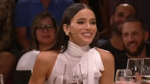 
					Bruna Marquezine expõe mal-entendido com Angélica e invertida de Xuxa
				
				