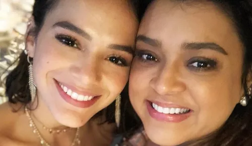 
					Bruna Marquezine faz homenagem para Preta Gil: 'Você iluminou tudo'
				
				