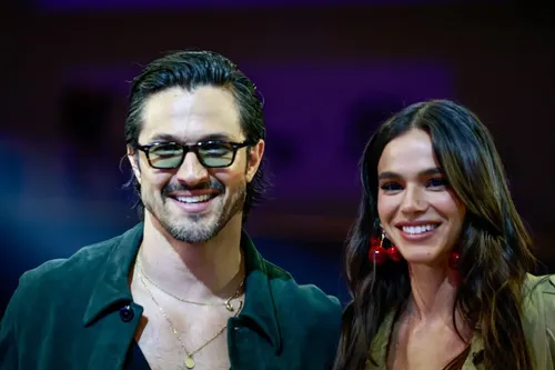 
					Bruna Marquezine provoca Romulo Estrela e faz pedido ousado na CCXP25
				
				