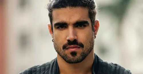 
					Caio Castro sofre revés na Justiça e pode ter bens bloqueados
				
				