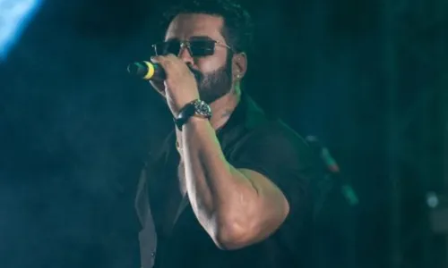 
					Cantor de banda de forró morre após sofrer acidente de moto na Bahia
				
				