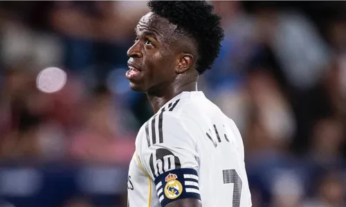 
					Vini Jr vive dor de cabeça na Justiça após reatar com Virginia
				
				