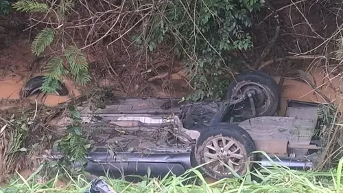 
					Cinco baianos morrem após grave acidente em Minas Gerais
				
				