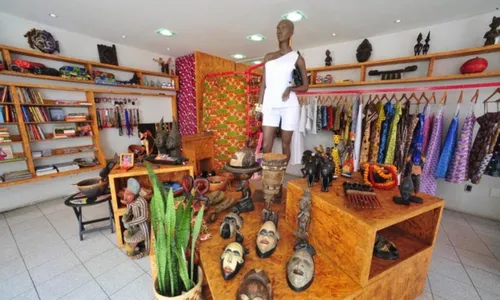 
					Cinco locais para encontrar livros, artes e raridades em Salvador
				
				