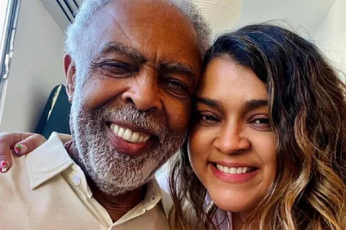 
					Gilberto Gil homenageia Preta Gil em 1º show após morte da cantora
				
				