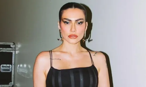 
					Cleo Pires tem revista Playboy vendida por R$ 21 mil; saiba motivo
				
				