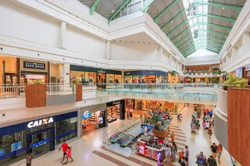 
					Confira o que abre e o que fecha no Dia do Comerciário em Salvador
				
				