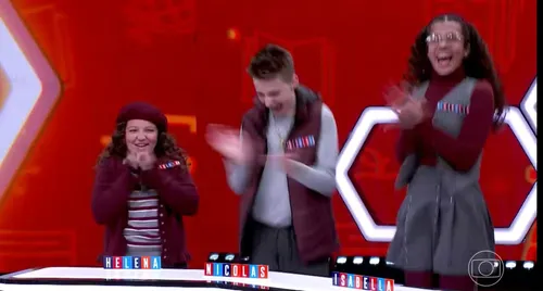 
					Conheça Isabella Mendes, neurodivergente que venceu o Pequenos Gênios
				
				