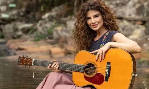 
					Coração Acelerado: Paula Fernandes relembra luta no sertanejo em papel
				
				