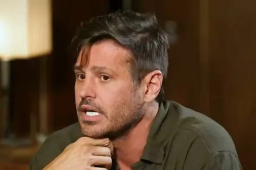 
					Dado Dolabella e ex detonam Record após entrevista: 'Distorcida'
				
				