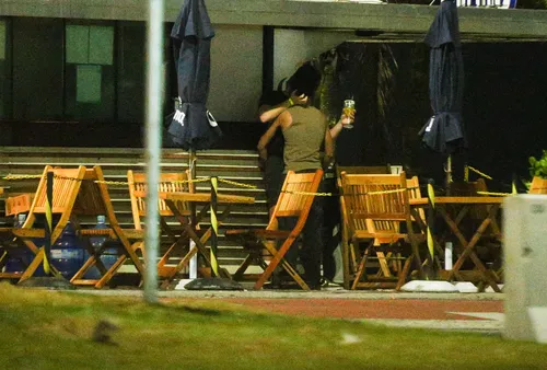 
					Dança dos Famosos: Álvaro e Lucas Leto são flagrados aos beijos; FOTOS
				
				