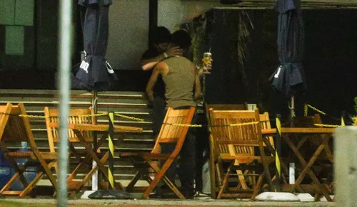 
					Dança dos Famosos: Álvaro e Lucas Leto são flagrados aos beijos; FOTOS
				
				