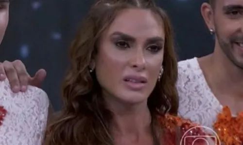 
					Dança dos Famosos: Nicole Bahls vira jogo e empurra rival à eliminação
				
				