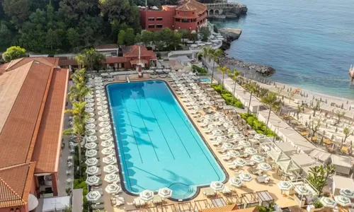 
					Diárias de R$ 100 mil: Virginia e Vini curtem hotel de 1º mundo; veja
				
				