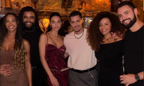 
				
					Diogo Almeida e Aline Patriarca celebram aniversário de Sacha Bali
				
				
