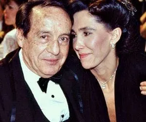 
					'Dona Florinda' detona série sobre Roberto Bolaños, o Chaves, no SBT
				
				