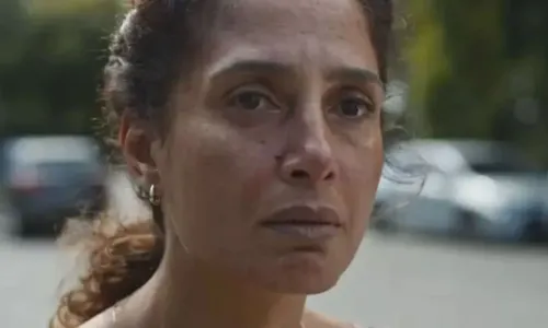 
					Dona de Mim: Ellen faz grande descoberta e Sofia flagra segredo da mãe
				
				