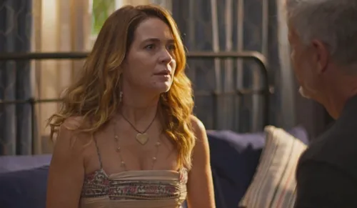 
					'Dona de Mim': Jaques choca ao atacar Samuel e surta com Abel
				
				