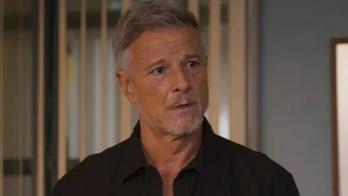 
					'Dona de Mim': Abel aterroriza Jaques e explana verdades do vilão
				
				