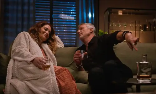 
					Dona de Mim: Jaques tenta seduzir Filipa com bebida e provoca desastre
				
				