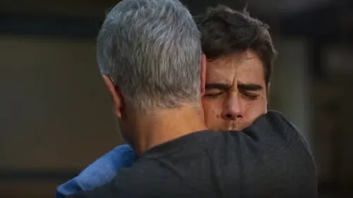 
					Gravidez, doença e tragédia: 'Dona de Mim' pega fogo na reta final
				
				