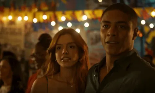 
					'Dona de Mim': Kami e Marlon se chocam com 'troca-troca' de casal
				
				