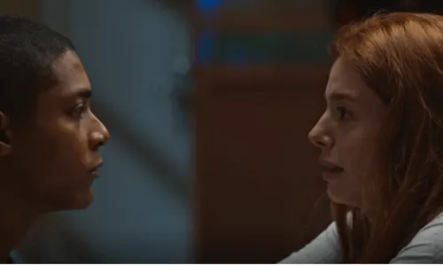 
					'Dona de Mim': Kami usa arma de Marlon para atirar e causa conflito
				
				