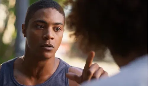 
					'Dona de Mim': Marlon perde a cabeça e parte pra cima de Ryan por Kami
				
				