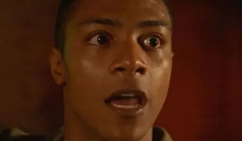 
					'Dona de Mim': Marlon sofre ataque e passa terror após ver ferido
				
				