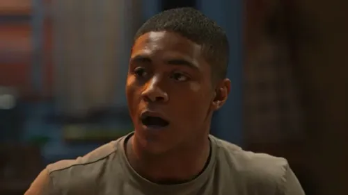 
					'Dona de Mim': Marlon entra em operação perigosa e sai traumatizado
				
				