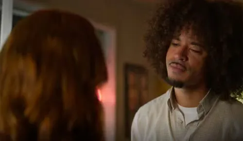  					'Dona de Mim': Ryan muda de vida e ganha nova chance com Kami  				  				