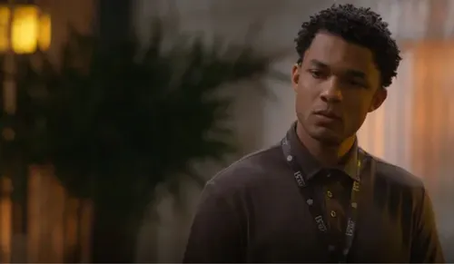   					Dona de Mim: Leo choca ao se voltar contra Sofia e surtar com Samuel  				  				