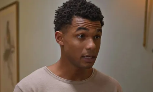 
					'Dona de Mim': personagem icônico de 'Malhação' volta para mudar trama
				
				