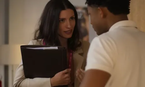 
					Dona de Mim: Samuel faz Leona provar do próprio veneno após humilhação
				
				