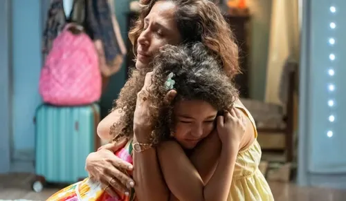 
					'Dona de Mim': Ellen impõe condição inegociável para plano com Hudson
				
				