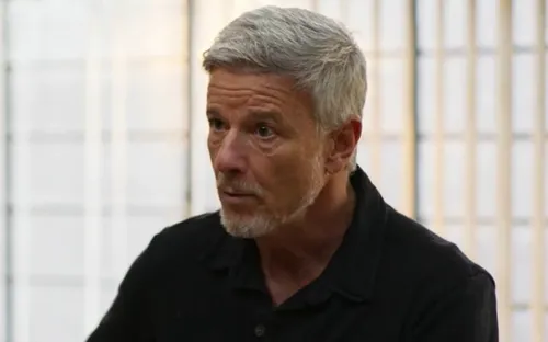 
					Dona de Mim: Jaques ganha inimiga poderosa e corre risco após atentado
				
				