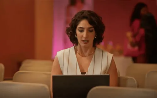 
					'Dona de Mim': Rosa realiza desejo e Sofia viver maior pesadelo
				
				