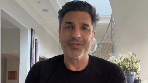 
					Edu Guedes se emociona ao relembrar desafios com diagnóstico de câncer
				
				